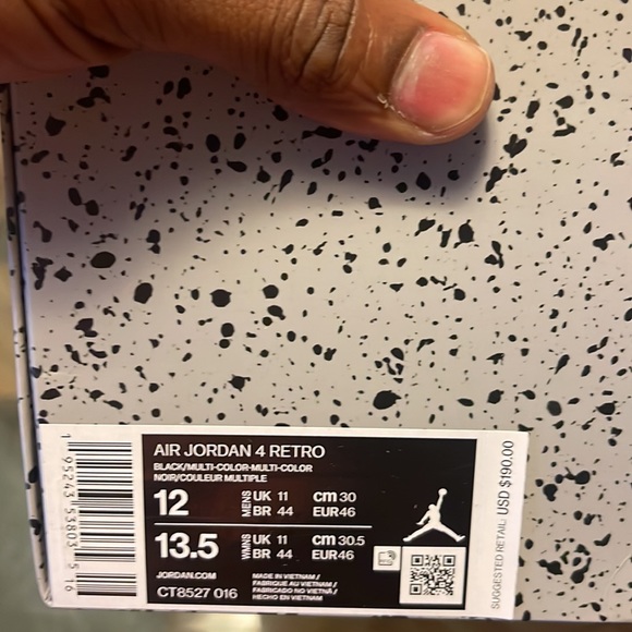 Jordan bred 4s - Picture 4 of 4